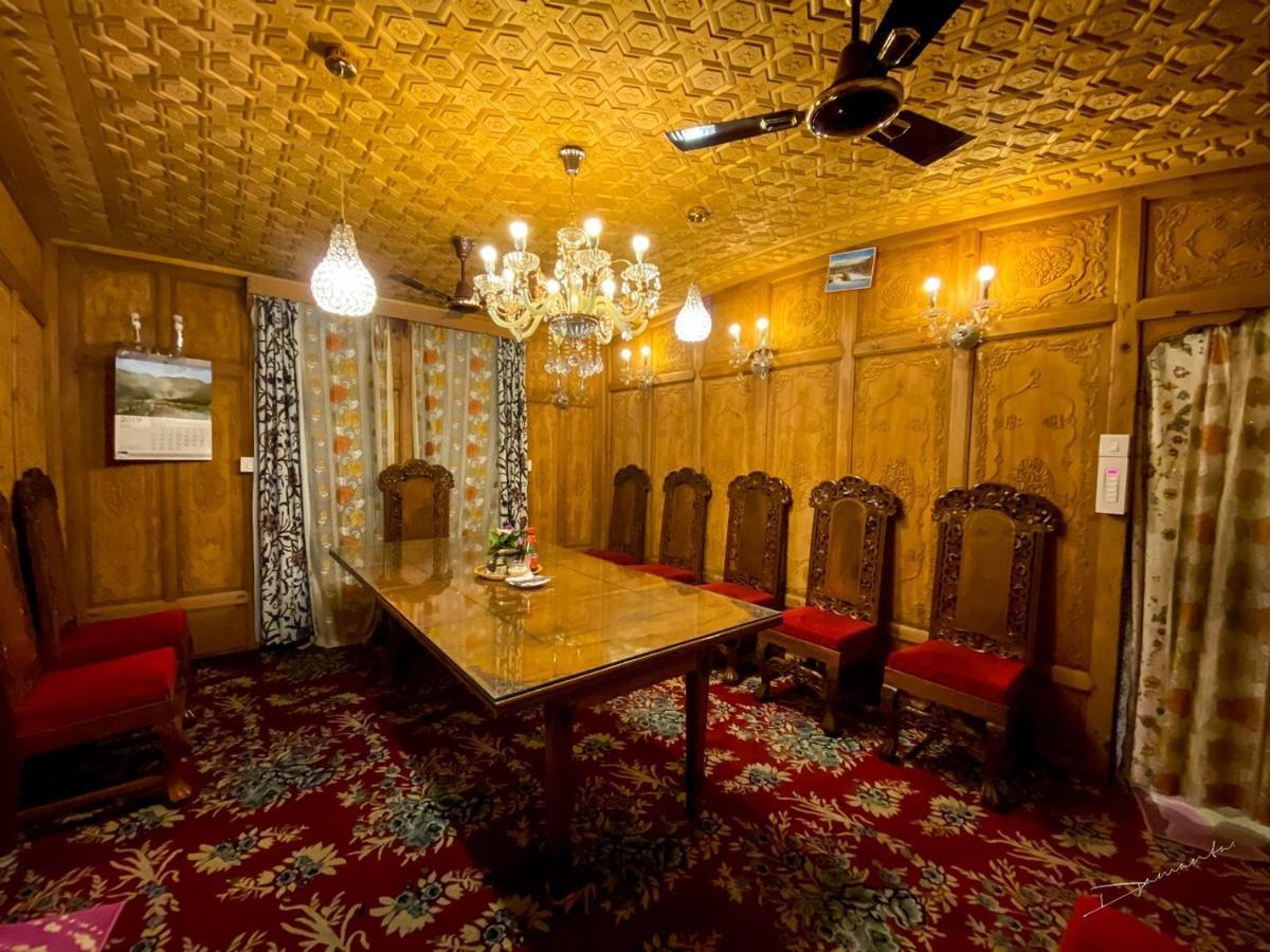Chicago Group Of Houseboats Hotel Srinagar  Ngoại thất bức ảnh