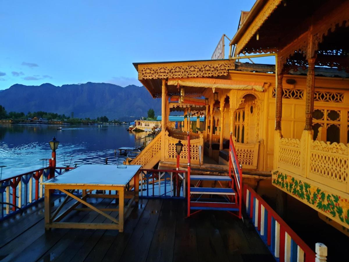 Chicago Group Of Houseboats Hotel Srinagar  Ngoại thất bức ảnh