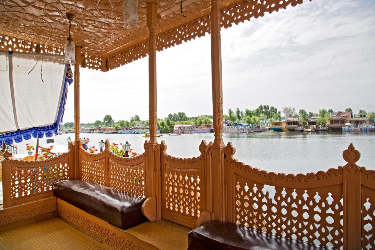 Chicago Group Of Houseboats Hotel Srinagar  Ngoại thất bức ảnh