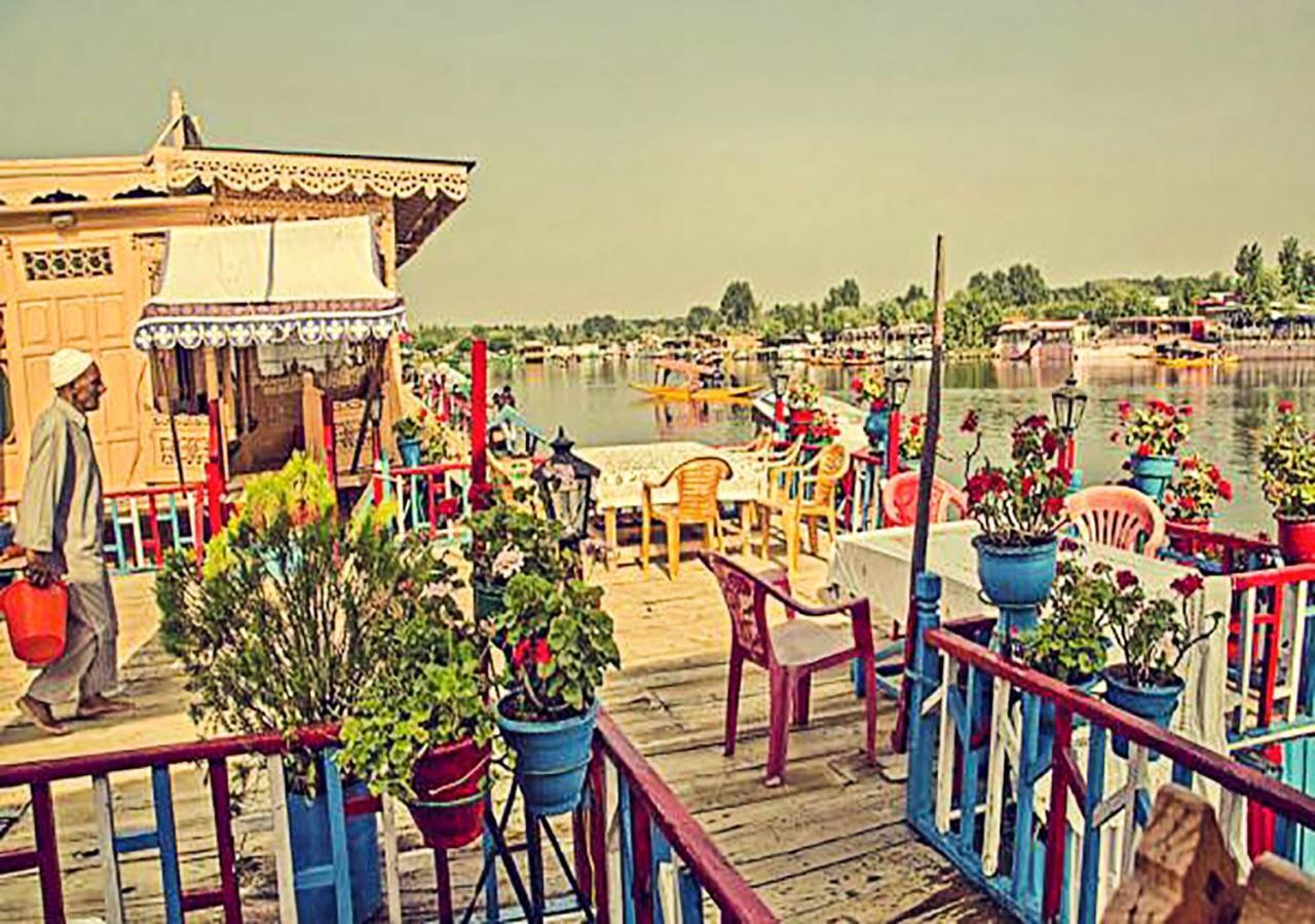 Chicago Group Of Houseboats Hotel Srinagar  Ngoại thất bức ảnh