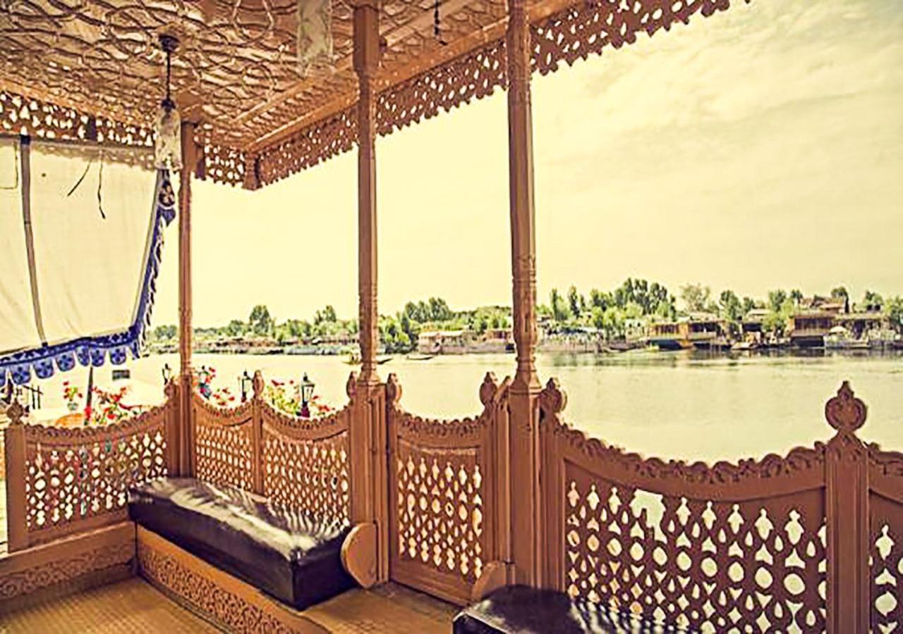 Chicago Group Of Houseboats Hotel Srinagar  Ngoại thất bức ảnh